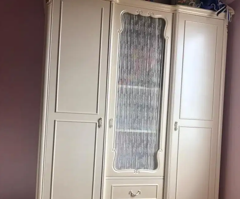 KIZ ÇOCUK ODASI ELBİSE DOLABI SAĞLAM VE KALİTELİ